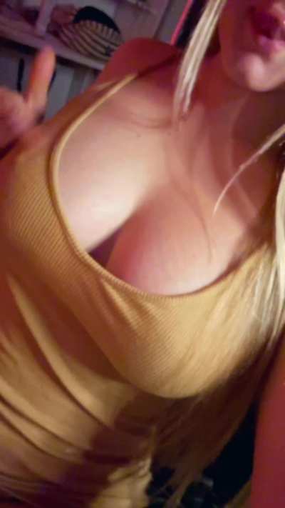 Like what you see papi?