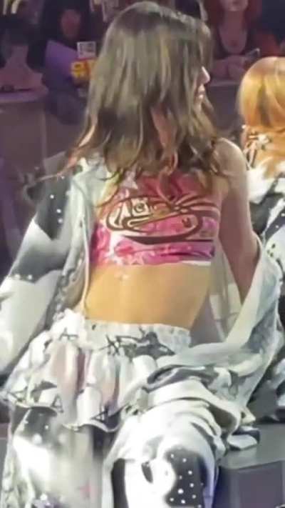 NEWJEANS - Hanni & Danielle