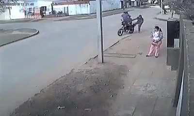 To rob the lady