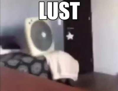 When a rape midget tries to enter a home protected by Gäser MPS© 😂🤣