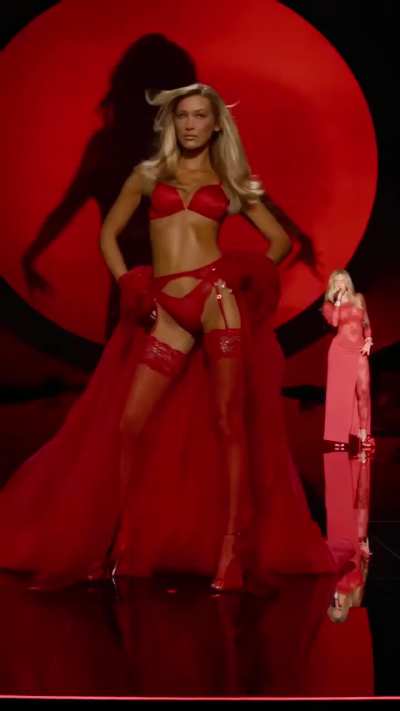 Victoria's Secret Fashion Show 2025, New York | October 15, 2025