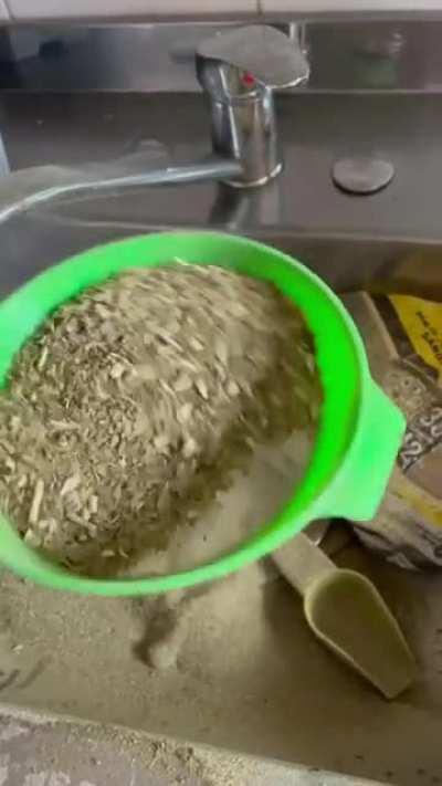 Grave denuncia contra la yerba Playadito: 