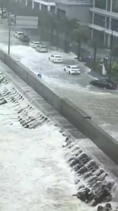 Severe flooding from Typhoon Matmo hits Yangjiang, Guangdong Province, China 🇨🇳 (05.10.2025)