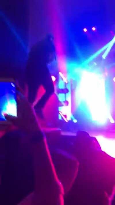 Nikes On My Feet in Nashville 10/22/16. Happy 10 years to KIDS ❤️