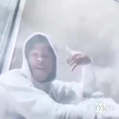 Since Double R has been reposted, here is this masterpiece that will probably never make it to a recent YB project 🤧