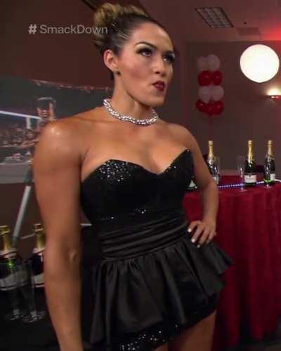 Nikki Bella: SD 9/17/15 [2 MIC]