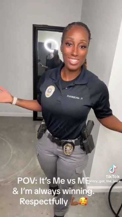 Thick ass cop