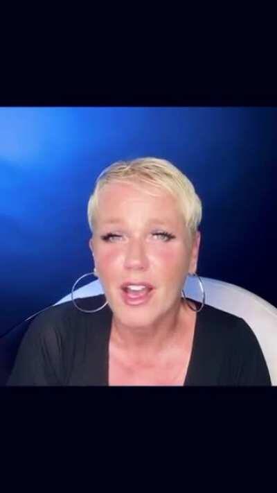 Xuxa surpreende em vídeo sobre covid: “Matei minha mãe”