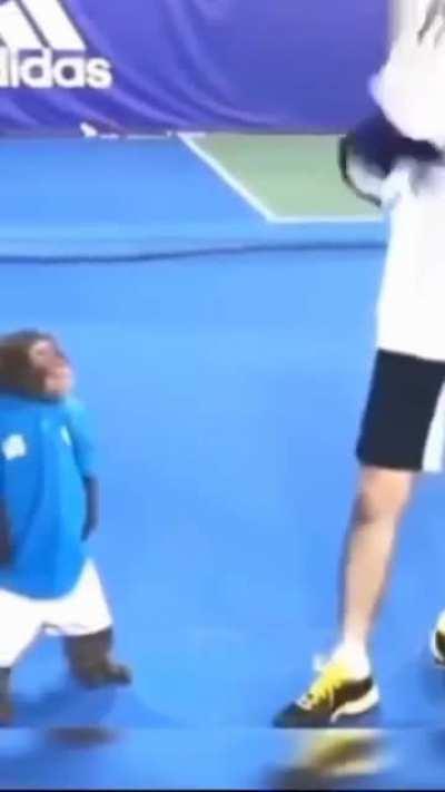 this monkey is funny and angry😃🐒