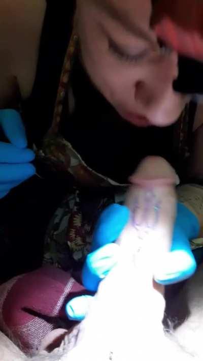 She Sucked Of A Client While Tattooing Him