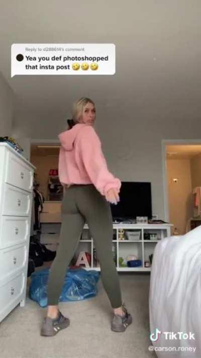 My golden princess Carson deserve a lot of love! ❤❤