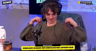 Esta mina acaba de decir que robaría y mataría a gente inocente