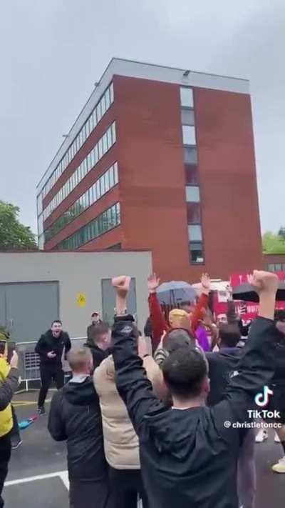 Donald Trump plays a ramp shot in Old Trafford
