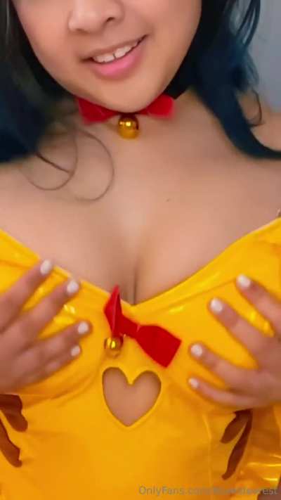 I didn’t know there were big titted pokemon ! 🥵 NEW Aki boob bouncing and booty dance 🤤