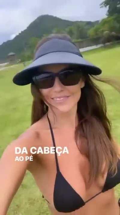 Deborah Secco