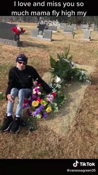 Grandma is only worth 400 likes apparently. Bye bye!