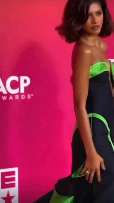 Zendaya is stunning... 