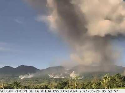 Erupción del Volcán Rincón de la Vieja