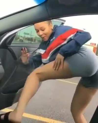 Tapn wit da twitter @globalthotz