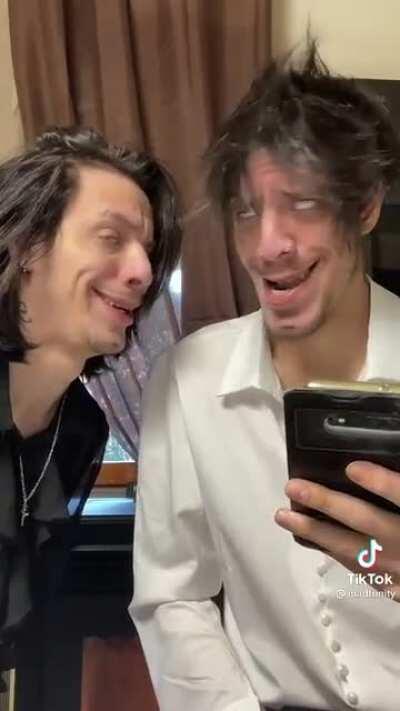 Just movin some inventory over here. Geez, I should be a mod wtf I have to do everything (I just wanna remind everyone that they have 8.2 million followers FOR THIS SHIT)