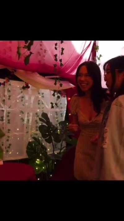 All Jodie boobie moments from Valentine’s video