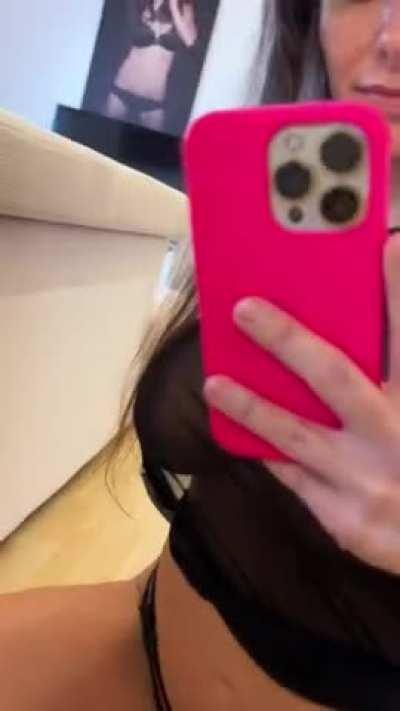 a little strip for my tittie lovers 😇🔥