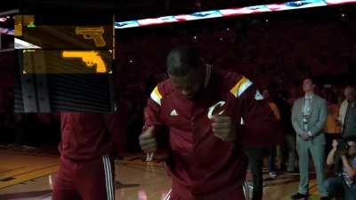 Scream if you love HALF-LIFE!