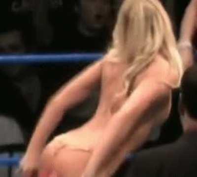 Young Kelly Kelly was just something else