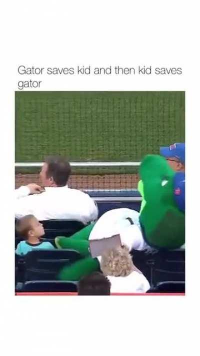 This is the reason why sports is so amazing to watch coz this priceless moment!