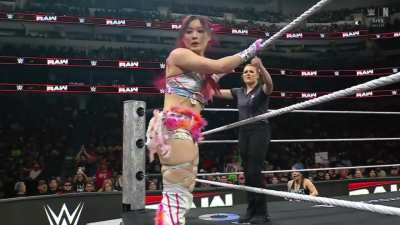 Kairi's in action but she really doesn't want to be! (RAW - 10/6/25)