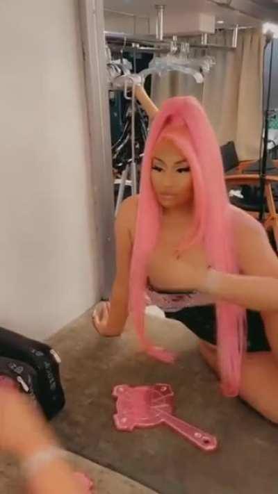 lookin' juicy in the dressing room