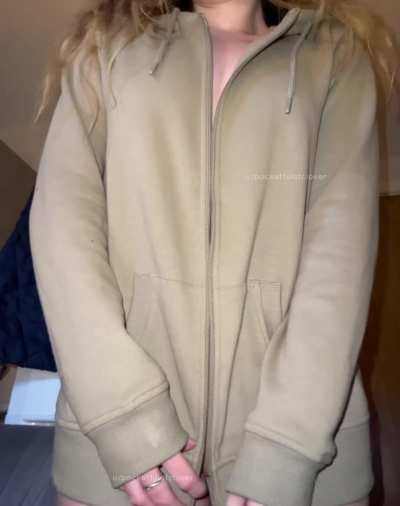 Revealing my 87Ibs body… am i ur type?