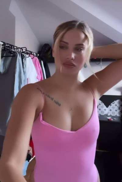 Che puttana del cazzo la Gaia Bianchi