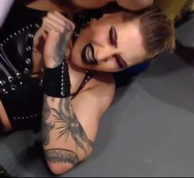 Rhea’s nipslip
