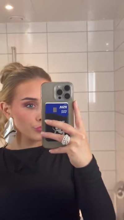 I'd get her drunk anytime