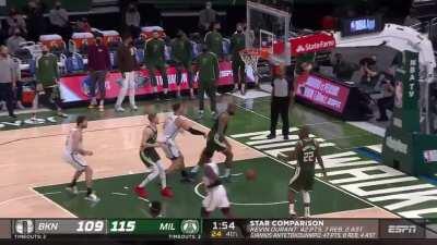 [Highlight] Giannis blocks KD's shot, then Kyrie makes the 3 as the shot clock expires