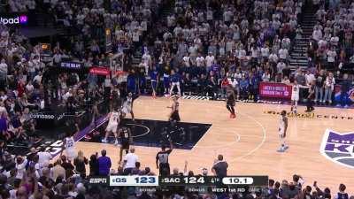 [Highlight] Andrew Wiggins misses a huge wide open three that would've taken the lead