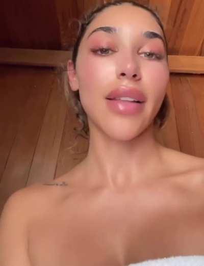 Sauna Babe