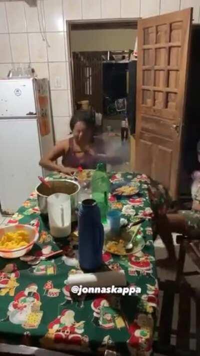 Jantar na casa de carioca