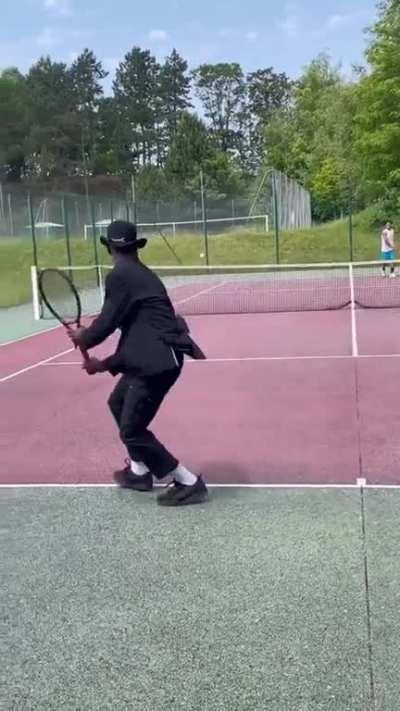 JCF: Okay just hit the groundstroke after he’s lost balance, don’t risk errors. Alcaraz: