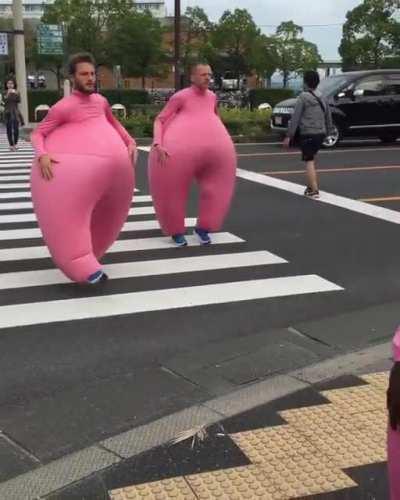 These bouncy guys