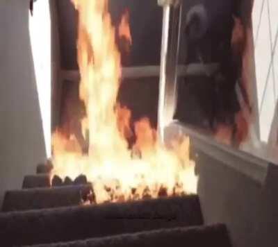 Death Cutscenes in MGS be like: