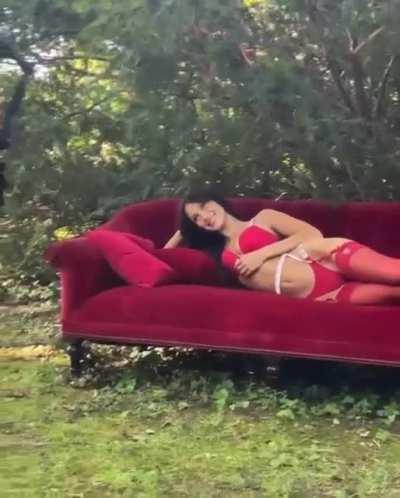 Victoria’s Secret holiday campaign BTS