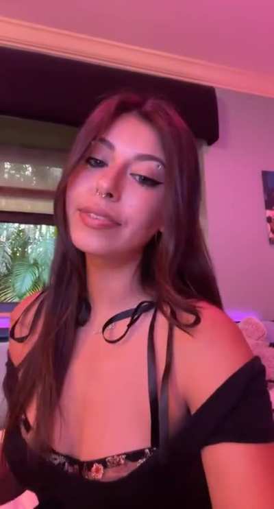 Colombian x Cuban & Asian 