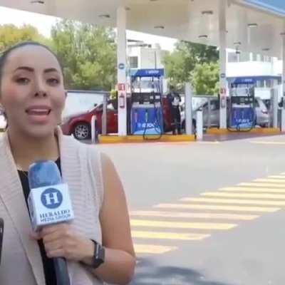 camera man knows what he must do