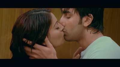 Hot Bipasha Basu Kissing