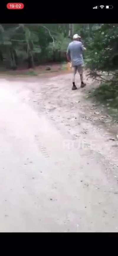 “MANDA FACA” Véio Estupido!!!!