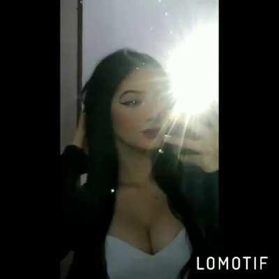 Lomotif dela q eu achei por aq