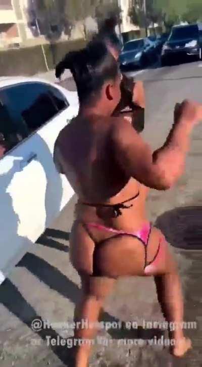 Hooker Fight on Figueroa Street