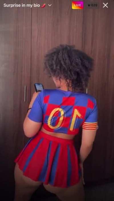 IG : @angelaincollege